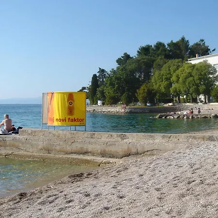 With Parking Space - Krk - 25074 Apartamento Malinska
