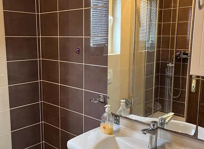With Parking Space - Krk - 25074 Apartment Malinska