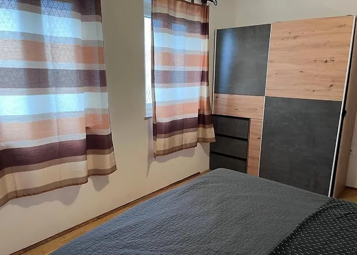 With Parking Space - Krk - 25074 Apartment